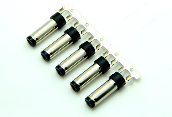 ক্রাম্পিং ব্যারেল টাইপ 10A 12V 5.5 * 2.5 মিমি ওয়্যার 18 AWG - 26 AWG পুরুষ ডিসি পাওয়ার প্লাগ সংযোগকারী